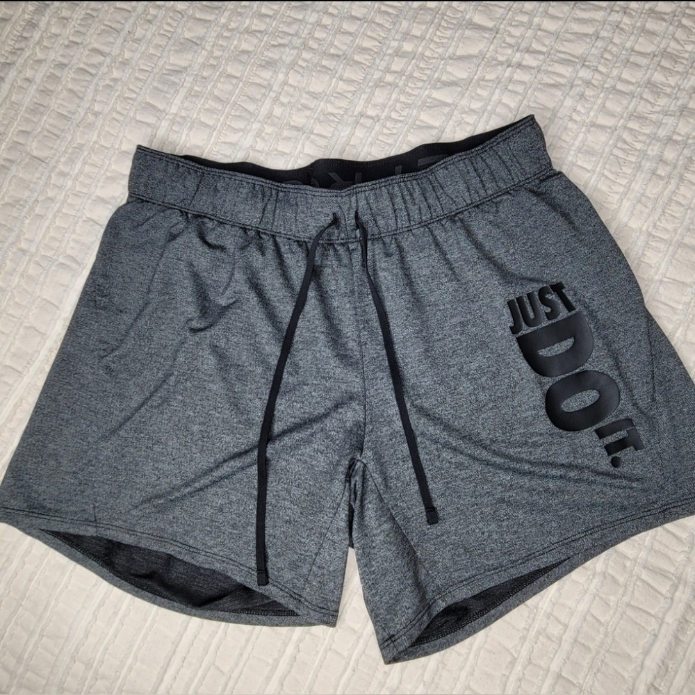 Women's charcol grey Nike Pro shorts dri-fit medium